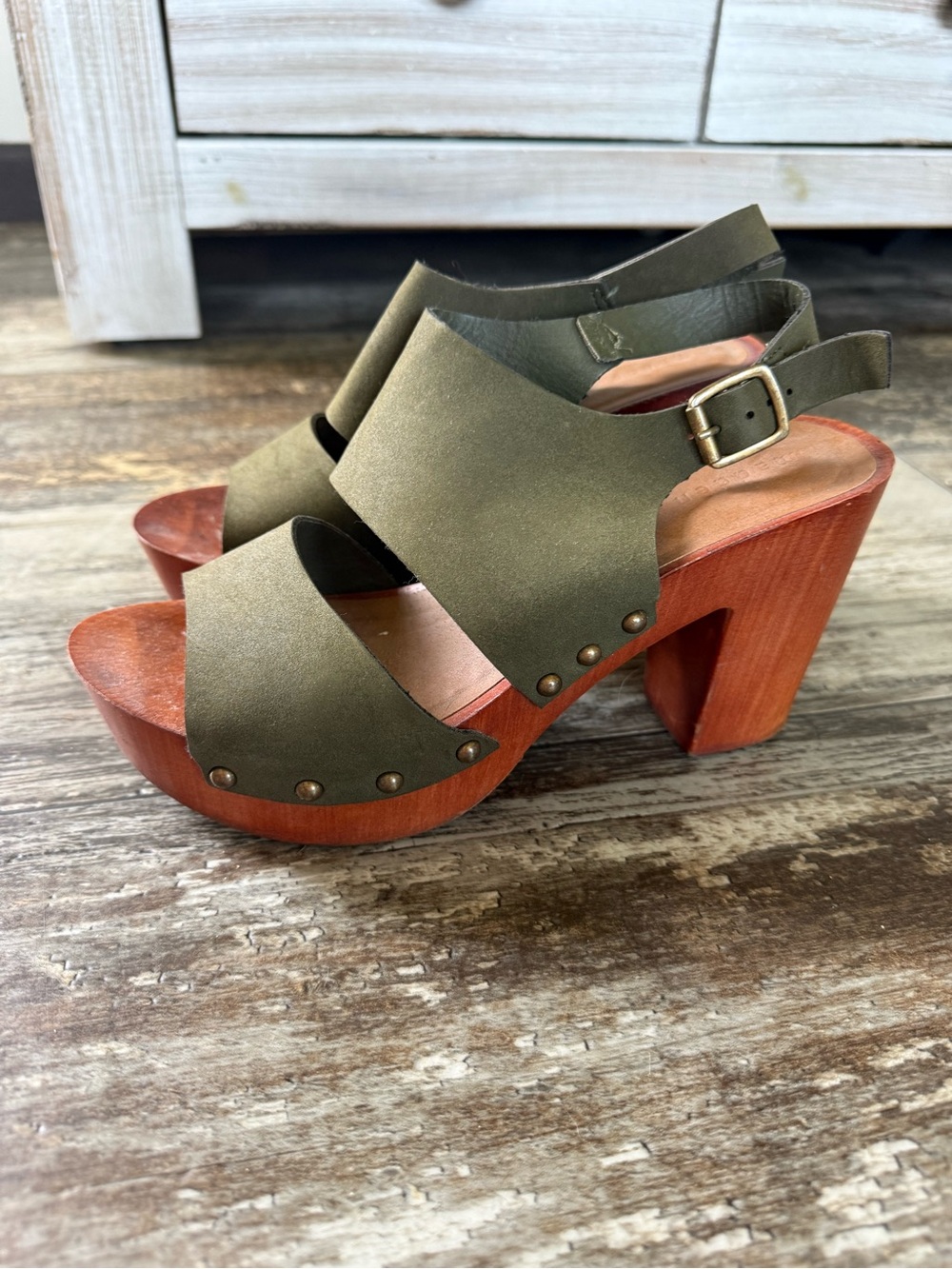 2 for $15 sale: Madden Girl Lifft Olive Green chunky block platform heels (read)